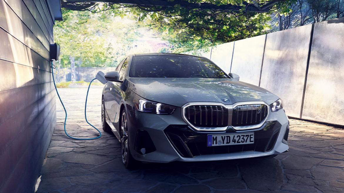 BMW i5